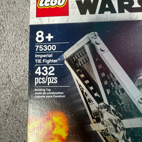 LEGO Star Wars: Imperial TIE Fighter 75300  Ships Fast! Brand New! - Picture 11 of 13
